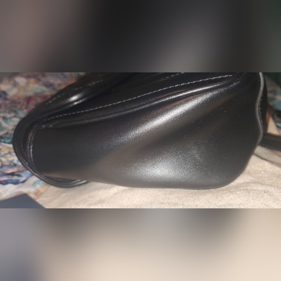 Authentic GUCCI Silver GG Black Aria Matelasse/Marmont Small Shoulder Bag - Picture 7 of 16